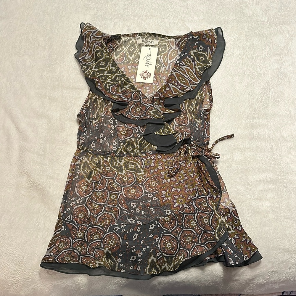 Romy Tamra top